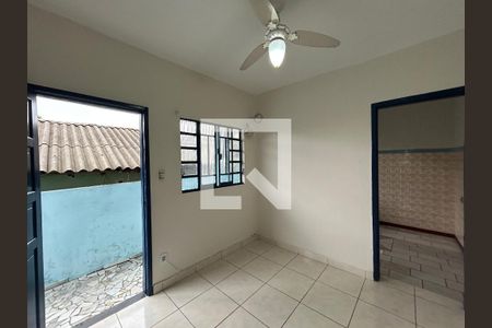 Casa para alugar com 1 quarto, 60m² em Cabuís, Nilópolis