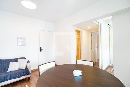 Sala de apartamento à venda com 2 quartos, 56m² em Bela Vista, São Paulo