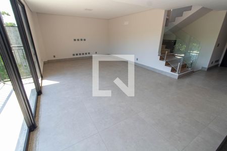 SALA de casa de condomínio à venda com 3 quartos, 224m² em Parque das Araucárias, Campinas