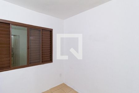 Quarto 2 de casa para alugar com 2 quartos, 75m² em São Pedro, Osasco