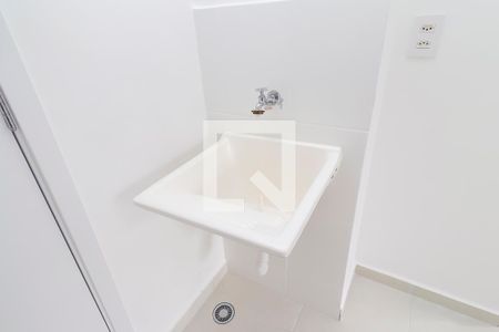 Sala/Cozinha de apartamento para alugar com 2 quartos, 32m² em Jardim Soares, São Paulo