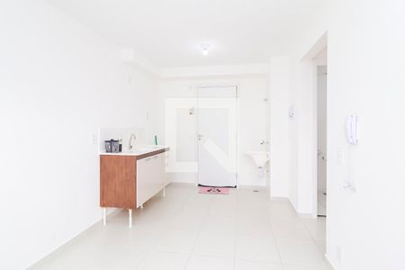 Sala/Cozinha de apartamento para alugar com 2 quartos, 32m² em Jardim Soares, São Paulo
