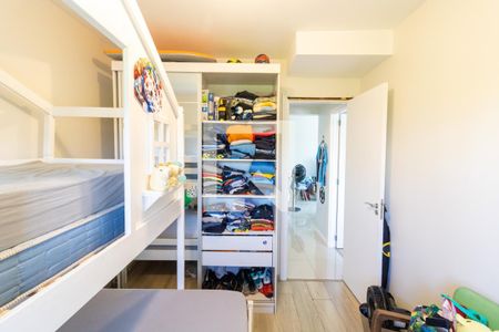 Quarto de apartamento à venda com 2 quartos, 60m² em Tristeza, Porto Alegre