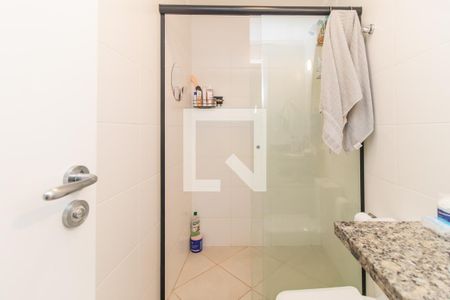 Banheiro do Quarto de apartamento à venda com 1 quarto, 49m² em Santo Antônio, Porto Alegre