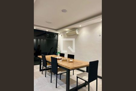 Sala de casa para alugar com 3 quartos, 240m² em Itaipuaçu, Maricá