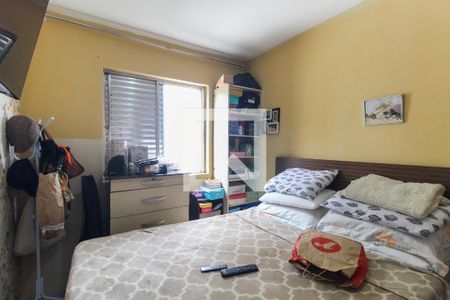 Quarto 1 de apartamento para alugar com 1 quarto, 60m² em Conjunto Residencial José Bonifácio, São Paulo