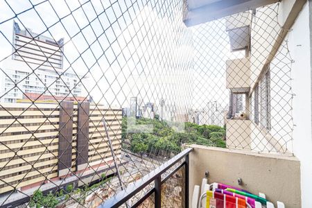 Sacada de apartamento para alugar com 1 quarto, 42m² em Cerqueira César, São Paulo
