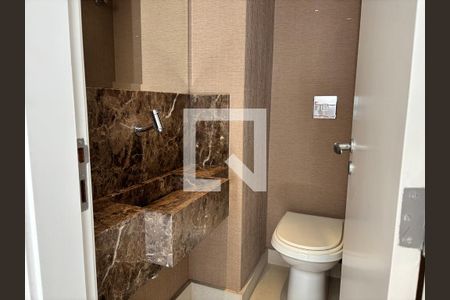 Lavabo de apartamento para alugar com 3 quartos, 225m² em Chácara Inglesa, São Paulo