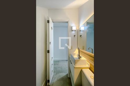 Lavabo de casa à venda com 3 quartos, 180m² em Mooca, São Paulo