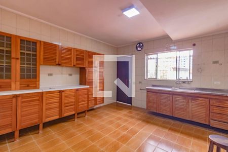 Casa para alugar com 2 quartos, 200m² em Conjunto Residencial Jardim Canaa, São Paulo