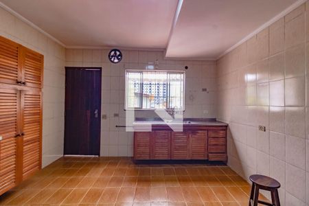 Casa para alugar com 2 quartos, 200m² em Conjunto Residencial Jardim Canaa, São Paulo