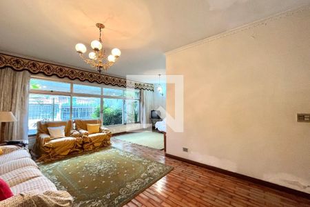 Sala de casa à venda com 5 quartos, 250m² em Vila Alexandria, São Paulo