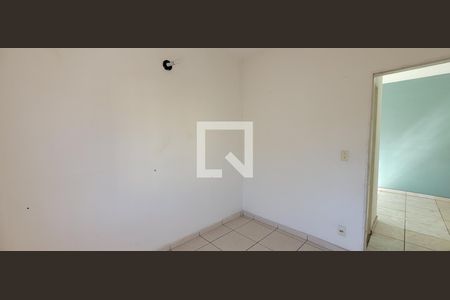 Quarto 2 de apartamento para alugar com 2 quartos, 43m² em Morada do Trevo, Betim