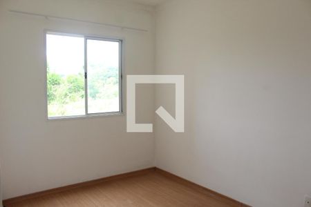 Sala de apartamento para alugar com 2 quartos, 45m² em Petrópolis, Cotia