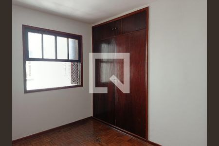 Quarto 1 de apartamento para alugar com 2 quartos, 68m² em Pinheiros, São Paulo