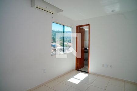 Quarto 2 de apartamento para alugar com 2 quartos, 66m² em São José de Imbassai, Maricá