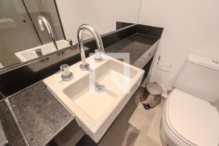 Banheiro de kitnet/studio à venda com 1 quarto, 20m² em Bela Vista, São Paulo