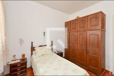 Quarto 1 de casa à venda com 4 quartos, 185m² em Sagrada Família, Belo Horizonte