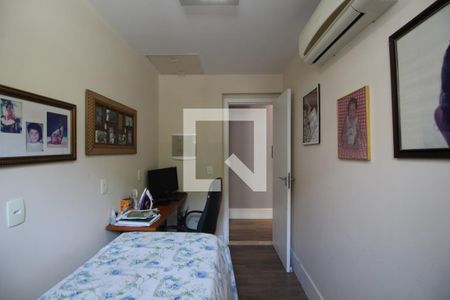 Quarto 1 de casa de condomínio à venda com 4 quartos, 600m² em Jacarepaguá, Rio de Janeiro