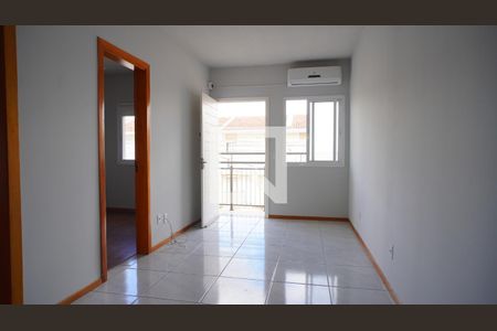 Sala  de casa de condomínio para alugar com 2 quartos, 49m² em Restinga, Porto Alegre