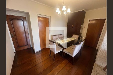 Sala de apartamento à venda com 3 quartos, 160m² em Cambuí, Campinas