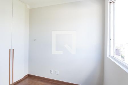 quarto 1 de apartamento para alugar com 3 quartos, 105m² em Buritis, Belo Horizonte