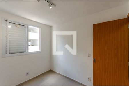 Quarto 1 de apartamento para alugar com 2 quartos, 44m² em Jardim Iris, São Paulo