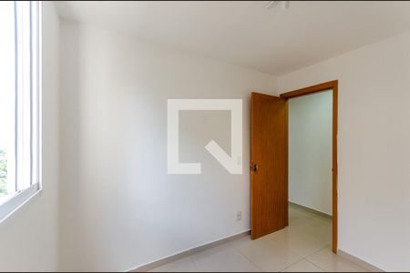 Quarto 1 de apartamento para alugar com 2 quartos, 44m² em Jardim Iris, São Paulo