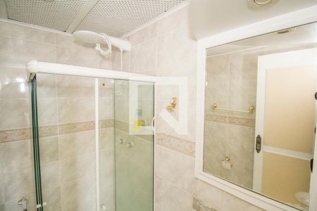 Banheiro da Suíte 1 de apartamento para alugar com 3 quartos, 220m² em Vila Valqueire, Rio de Janeiro