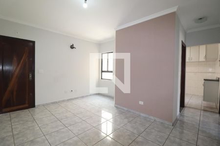 Sala de apartamento à venda com 2 quartos, 65m² em Vila Cecilia Maria, Santo André