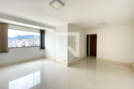 Sala de apartamento para alugar com 3 quartos, 75m² em São Pedro, Belo Horizonte