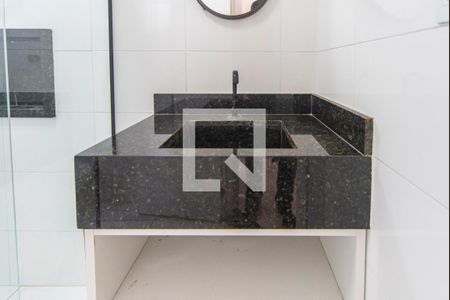 Banheiro  de apartamento à venda com 2 quartos, 134m² em Campestre, Santo André