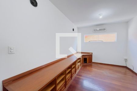 Casa para alugar com 3 quartos, 410m² em Jardim das Colinas, São José dos Campos