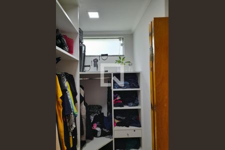 Closet de casa à venda com 3 quartos, 283m² em Jardim, Santo André