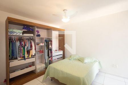 Quarto 1 de casa de condomínio para alugar com 2 quartos, 100m² em Campo Grande, Rio de Janeiro