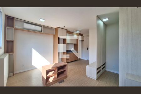 Sala/Cozinha/Quarto de kitnet/studio para alugar com 1 quarto, 25m² em Barra Funda, São Paulo