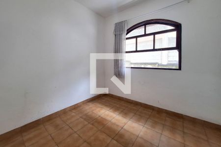 Quarto 1 de casa à venda com 3 quartos, 350m² em São Lourenço, Niterói