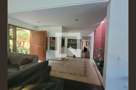 Casa à venda com 4 quartos, 980m² em Paraíso, São Paulo