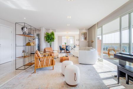 Apartamento à venda com 4 quartos, 261m² em Vila Andrade, São Paulo