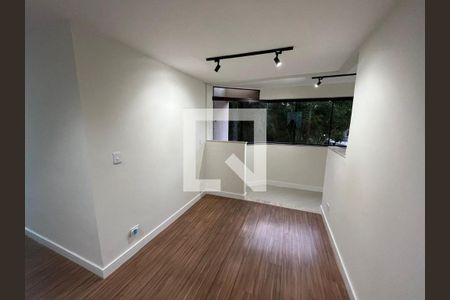 Apartamento à venda com 3 quartos, 68m² em Vila Sofia, São Paulo