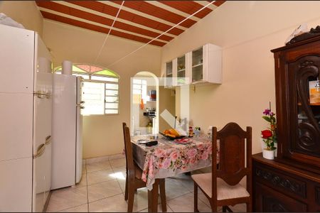 Sala Ambientes Casa 1 de casa à venda com 4 quartos, 210m² em Ipiranga, Belo Horizonte