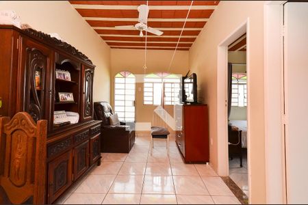 Sala Ambientes Casa 1 de casa à venda com 4 quartos, 210m² em Ipiranga, Belo Horizonte