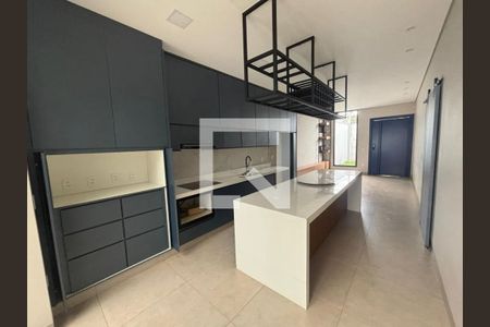 Cozinha de casa para alugar com 3 quartos, 150m² em Custódio Pereira, Uberlândia