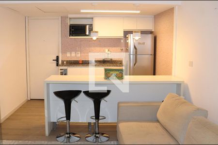 Cozinha de kitnet/studio para alugar com 1 quarto, 43m² em Bela Vista, São Paulo