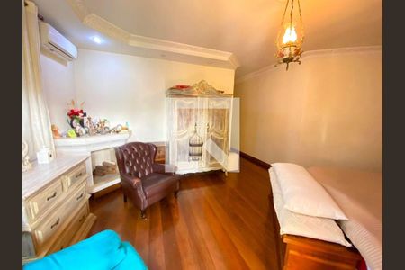 Casa à venda com 7 quartos, 750m² em Alphaville, Santana de Parnaíba