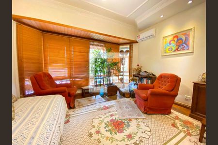 Casa à venda com 7 quartos, 750m² em Alphaville, Santana de Parnaíba