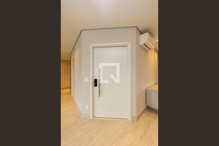 Porta de entrada de apartamento à venda com 3 quartos, 278m² em Alphaville Empresarial, Barueri