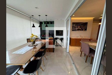 Apartamento à venda com 3 quartos, 134m² em Vila Anastácio, São Paulo