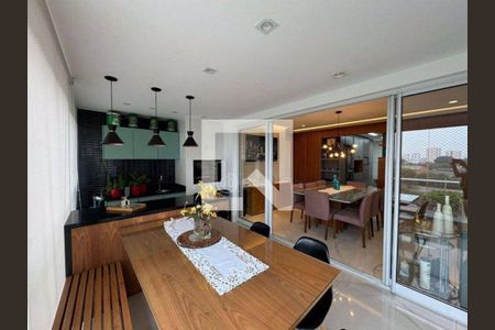 Apartamento à venda com 3 quartos, 134m² em Vila Anastácio, São Paulo