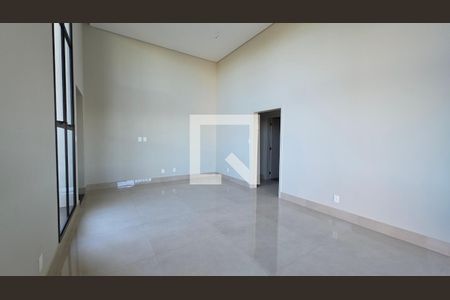 Casa à venda com 3 quartos, 180m² em Várzea, Lagoa Santa